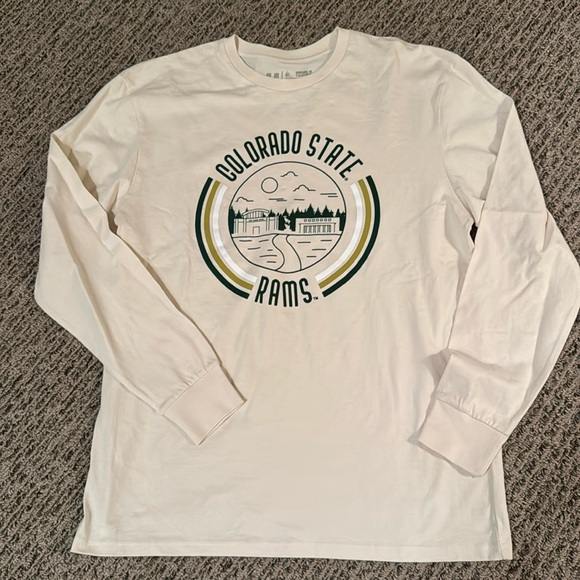 Uscape Other - Colorado State University Rams cream colored long sleeve T-shirt